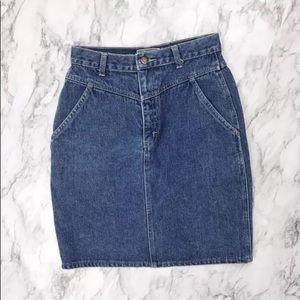 Denim skirt, size 7, EUC